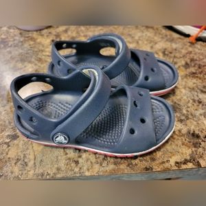 Toddler boys crocs Size 7  Sandals Velcro Navy Blue